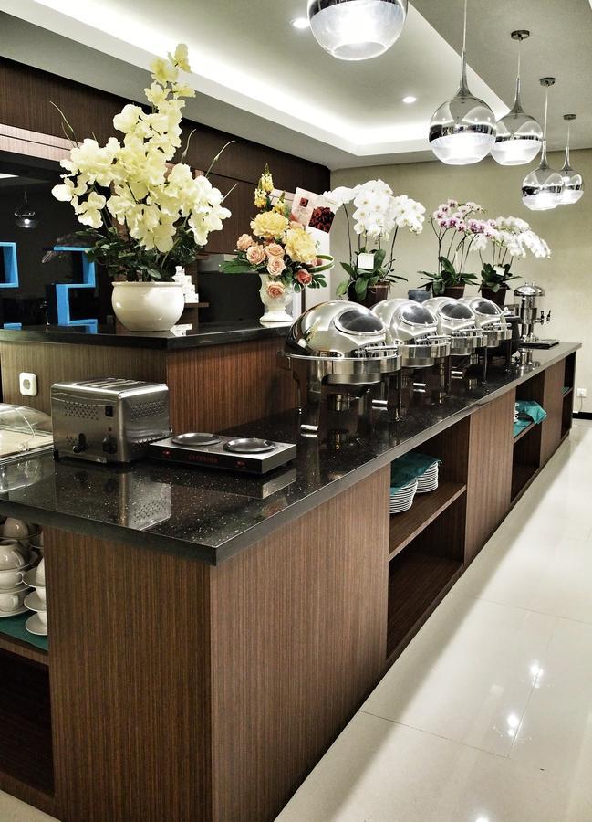 M Premiere Hotel Dago Бандунг Экстерьер фото